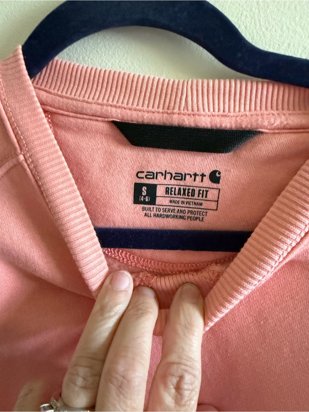 Women’s Carhartt Crewneck Sweatshirt in Coral size small - Picture 3 of 6